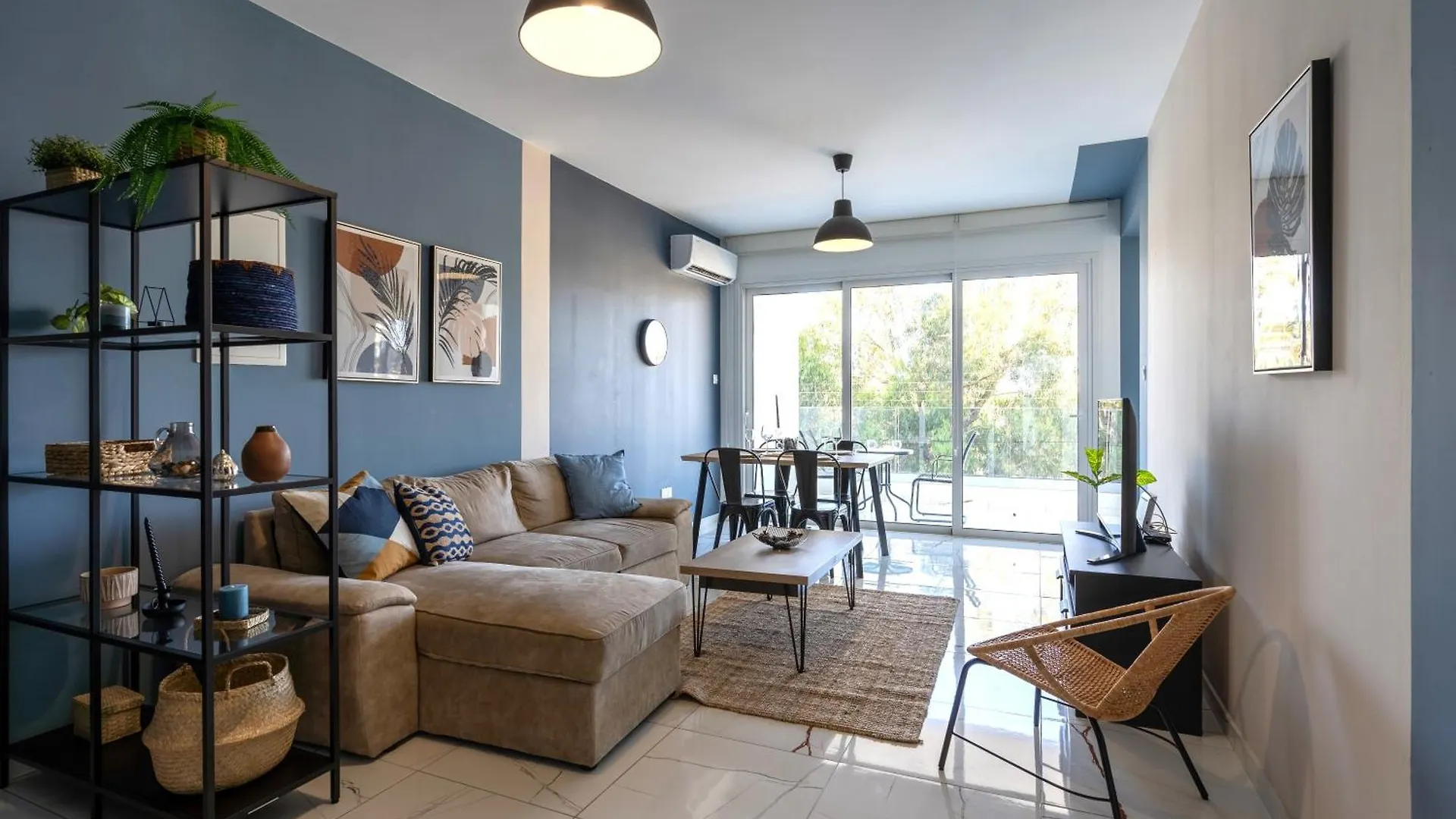 Aneto Spiti 2-Br Apt In Larnaca. 0*,